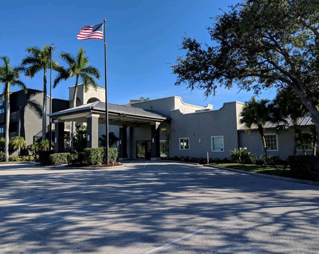 La Quinta By Wyndham Ft. Myers - Sanibel Gateway Hotel Fort Myers Kültér fotó